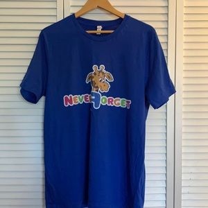 Novelty t-shirt honoring Toys”R”Us stores.